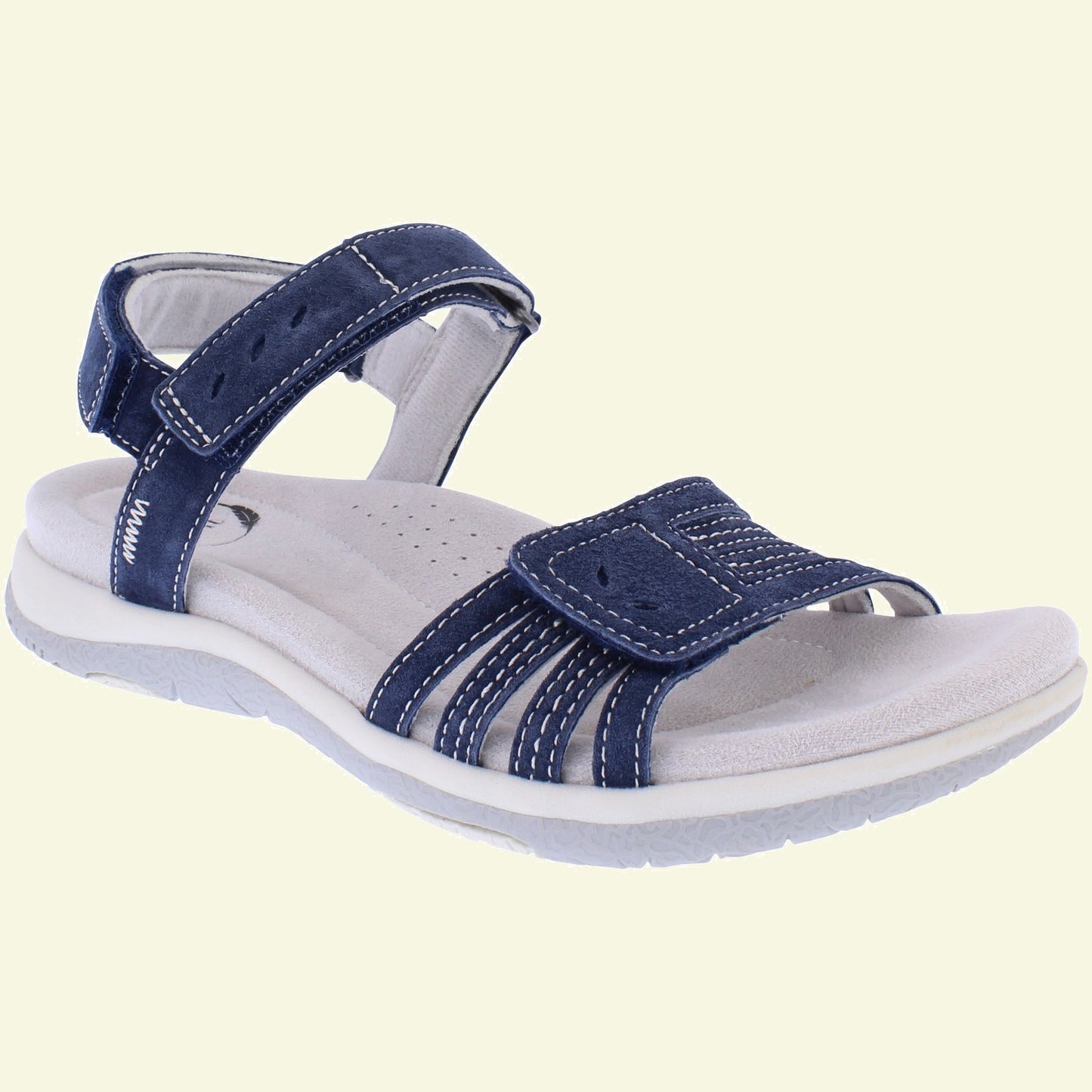 Maddy Navy