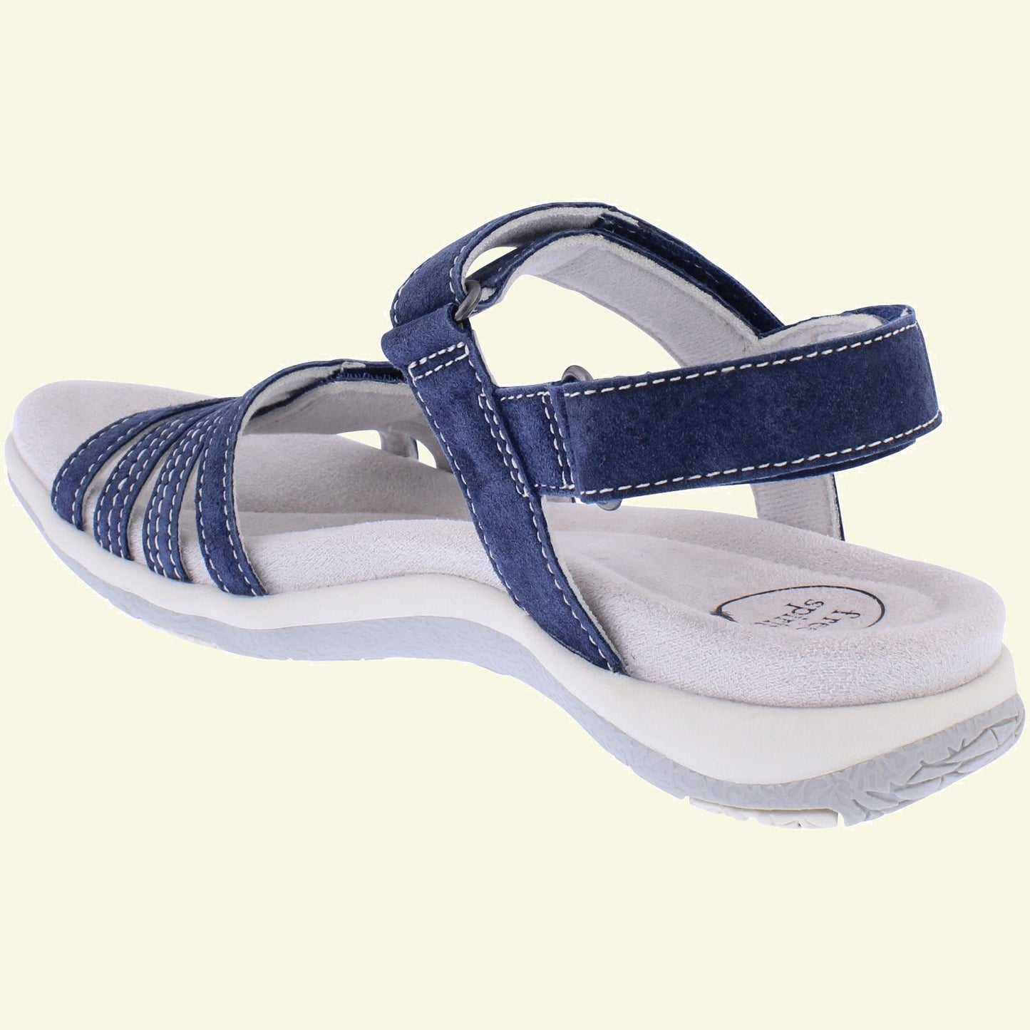 Maddy Navy