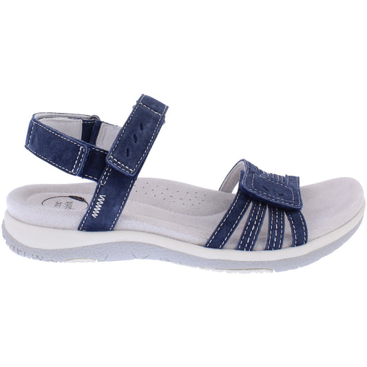 Maddy Navy
